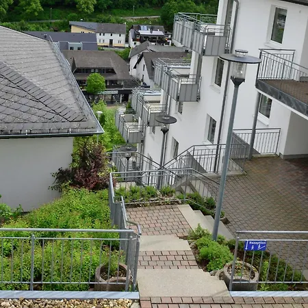 Grosse In Mit Balkon, Cleaning Included شقة