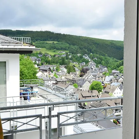 شقة Grosse In Mit Balkon, Cleaning Included فيلنغن